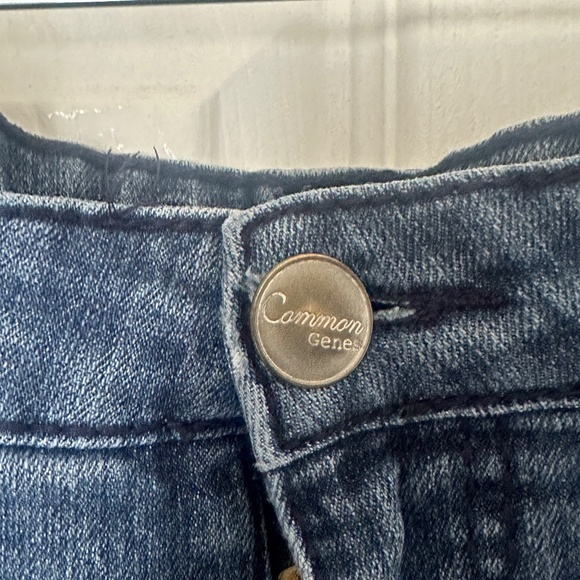 Common Gene Bootcut Medium Wash Jeans, Size 14 Embrodered pocket - Picture 5 of 9